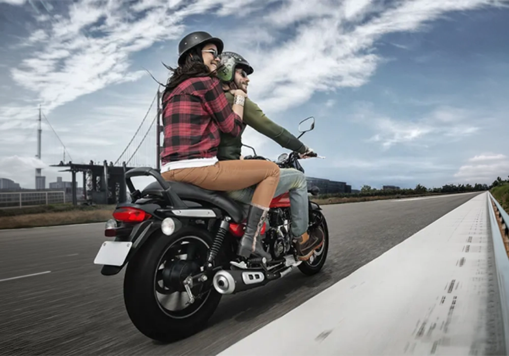 Avenger 160 Street