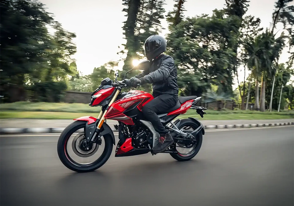 Varun Bajaj Pulsar N160