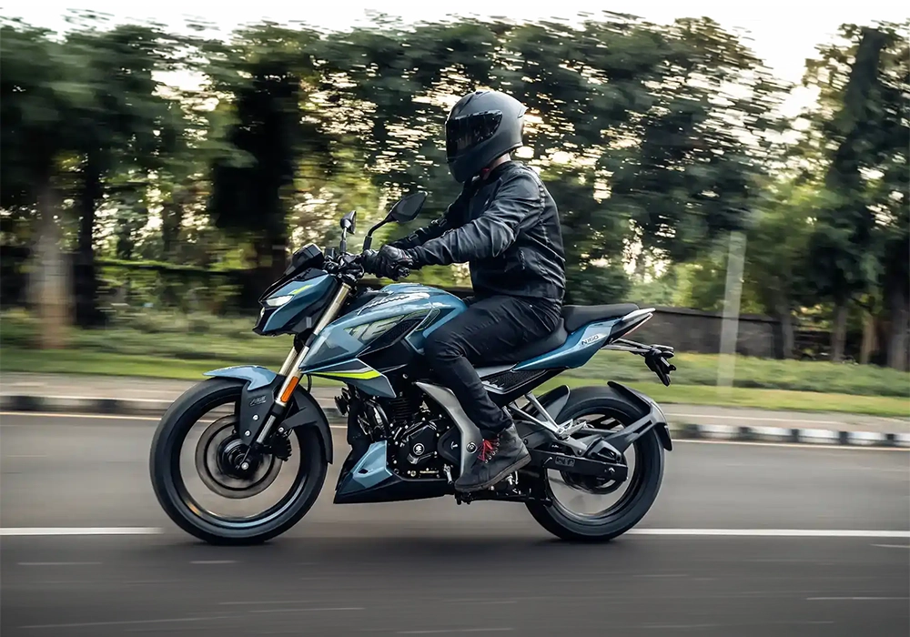 Varun Bajaj Pulsar N160