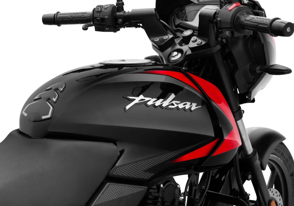 Varun Bajaj 125 Design